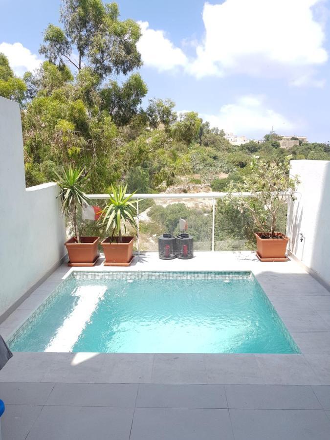Duplex Maisonette With Heated P-Pool And Jacuzzi Saint Julian's Dış mekan fotoğraf