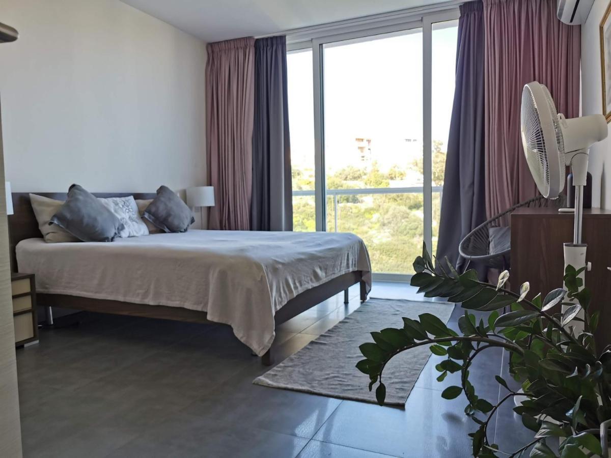 Duplex Maisonette With Heated P-Pool And Jacuzzi Saint Julian's Dış mekan fotoğraf